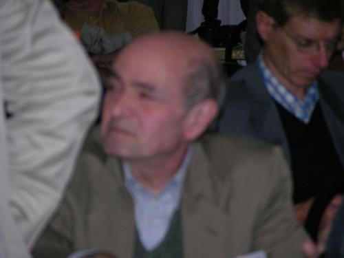 051 ARI 9-10 10 2004