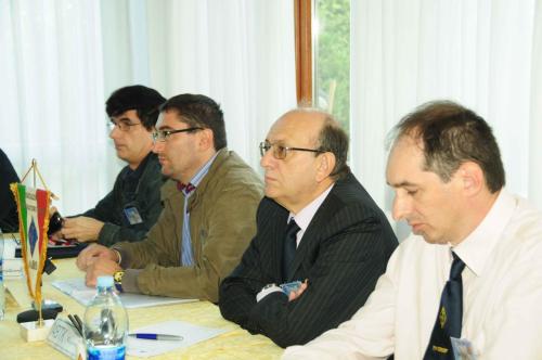 050 ARI  8-9 10 2011-Copia